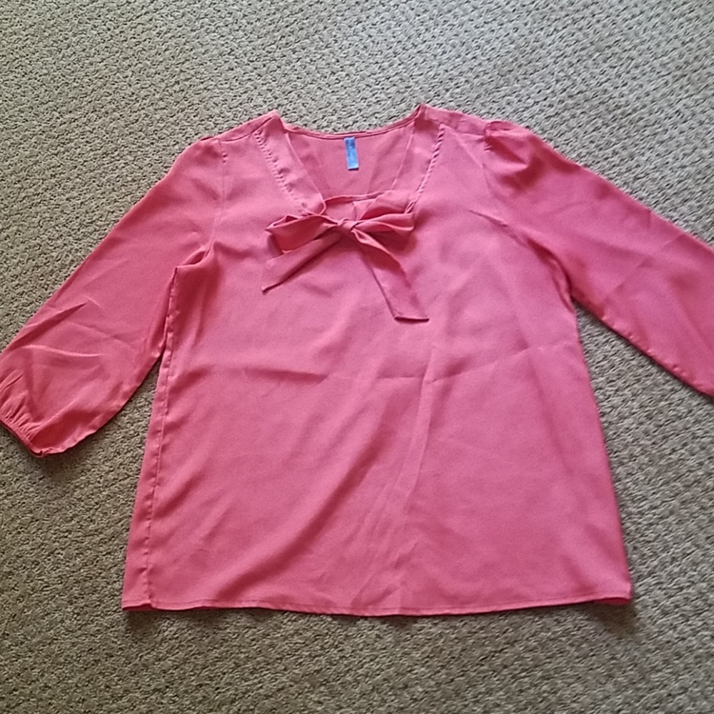 Tie neck blouse